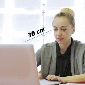30cm distancia ideal para computadora